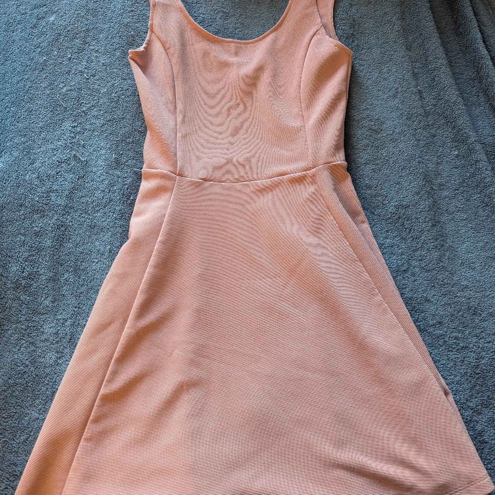 Elegant Light Pink Sleeveless Dress Size S